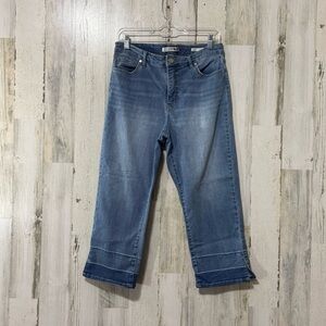 Code Bleu Women's Ankle Jeans in Faded Classic Blue